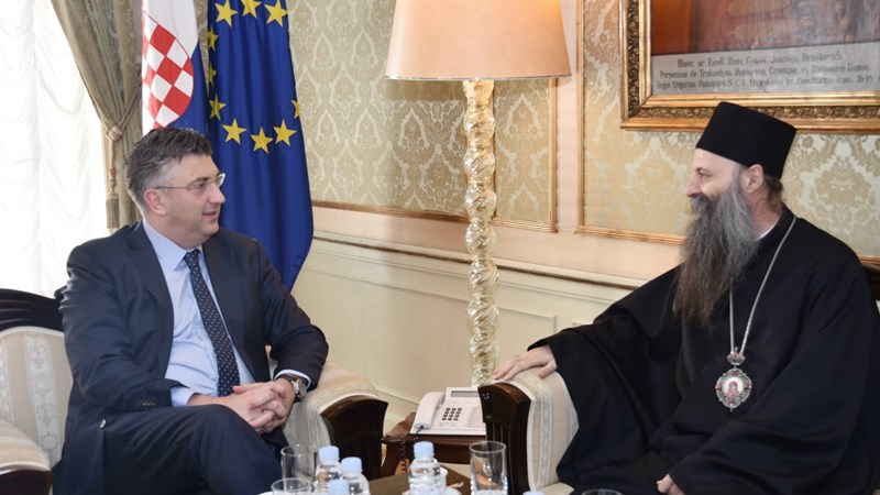 Predsjednik Vlade Plenković s mitropolitom zagrebačko-ljubljanskim Porfirijem